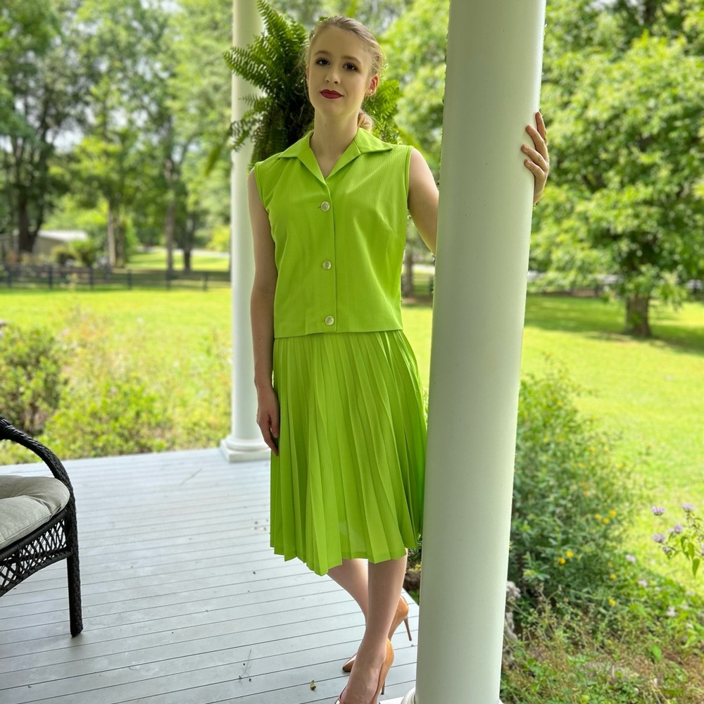 Vintage 1940s Lime Green Cannady Creations Skirt and Top Set Size 2